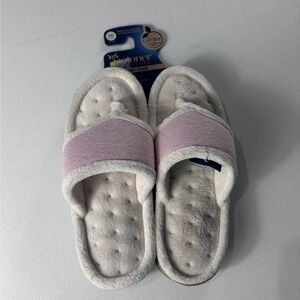 Isotoner Signature Women Memory Foam Thong Slippers Pink Cream Size LG 8.5-9 NEW